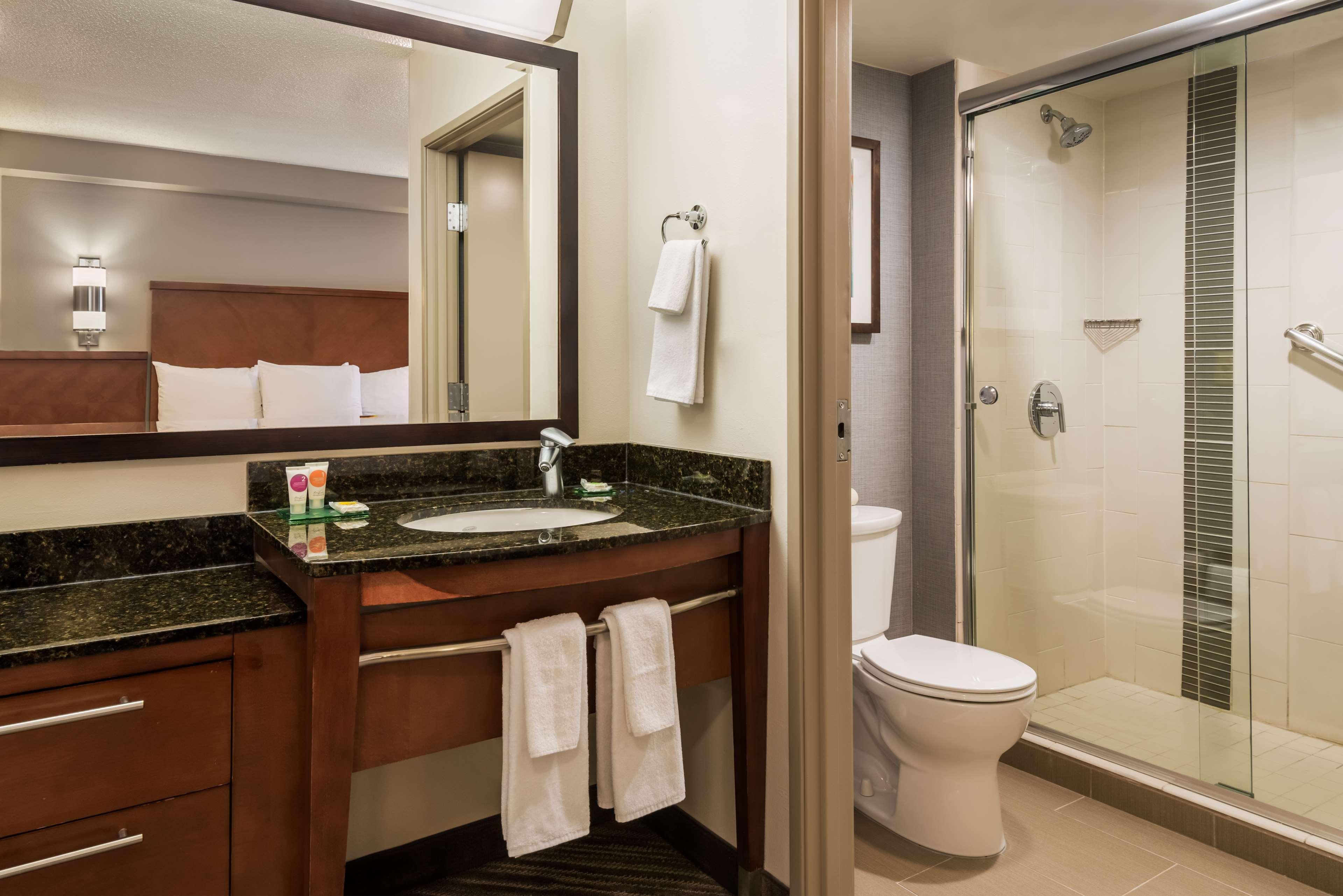Hyatt Place Bentonville Роджерс Экстерьер фото